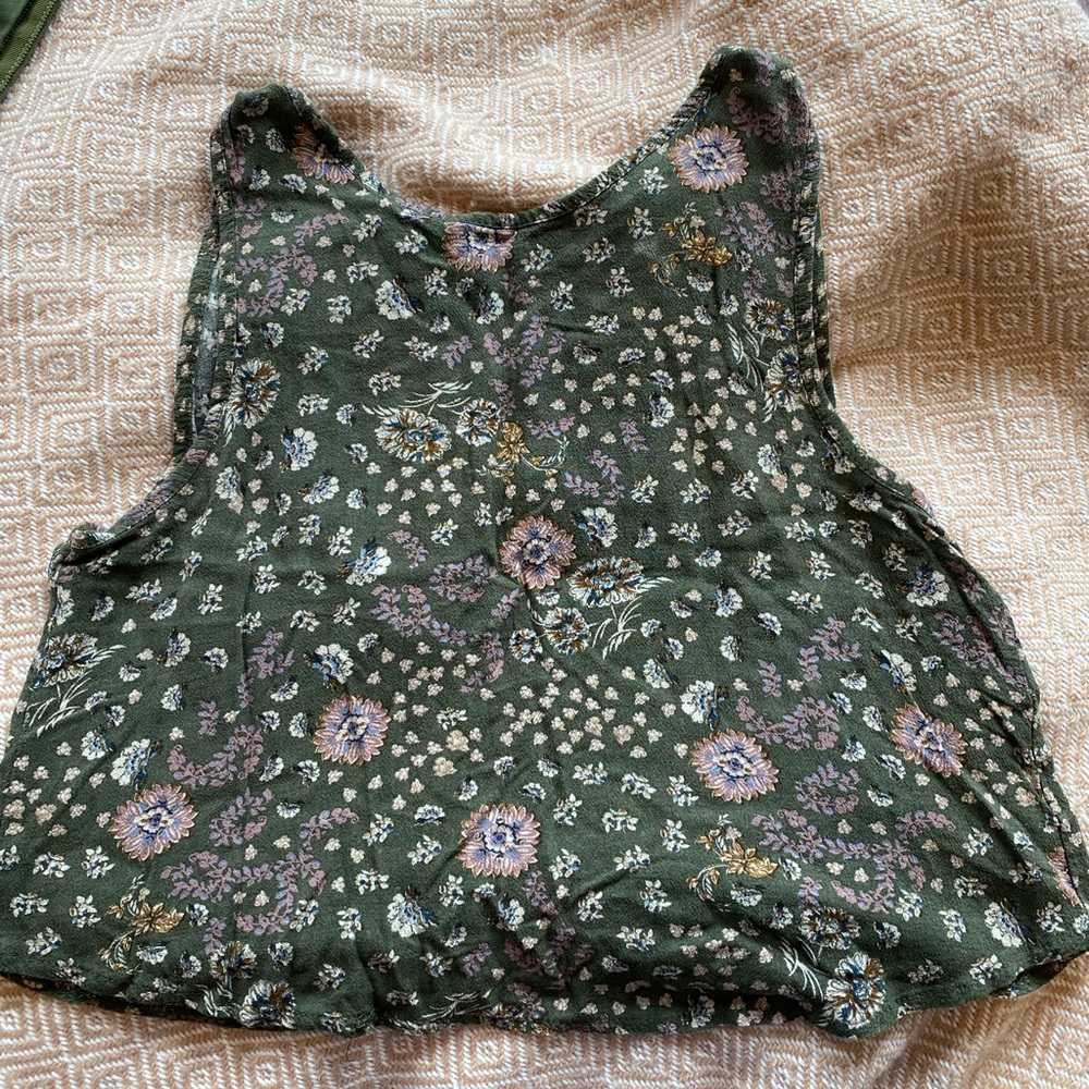 Cropped tank